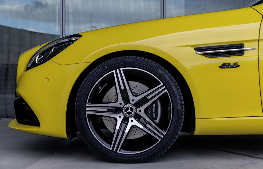 Колеса Mercedes-Benz SLC300 Final Edition (R172) 2019 года  (WW) (фото 2 из 16)